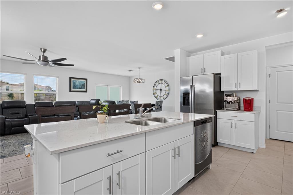 12075 Savanna Lakes BLVD photo 13