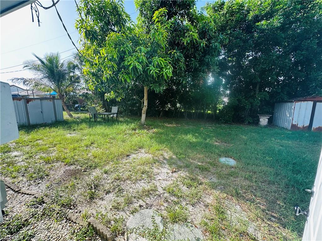 1215 Alhambra CIR B photo 14
