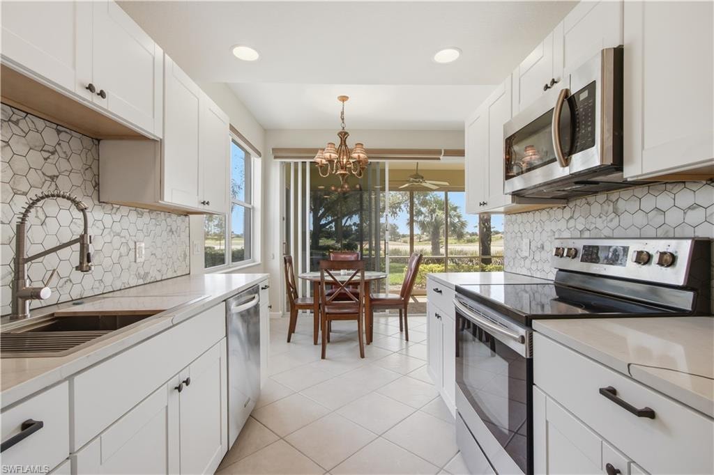 3010 Meandering WAY 101
