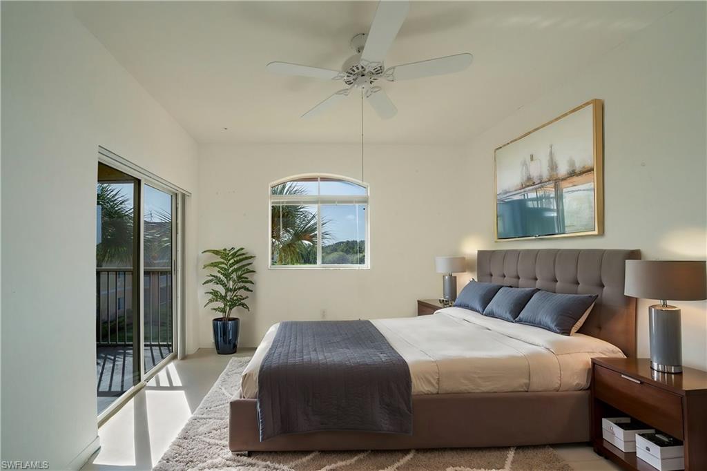 Virtual rendering: Bedroom with ceiling fan and access to outside