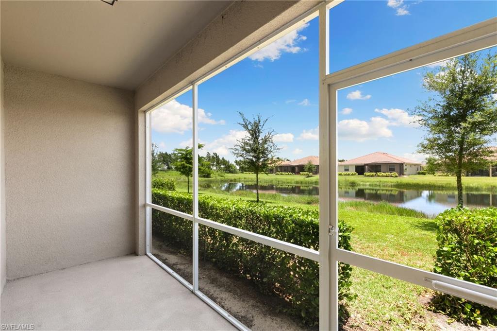 2878 Blossom WAY photo 22