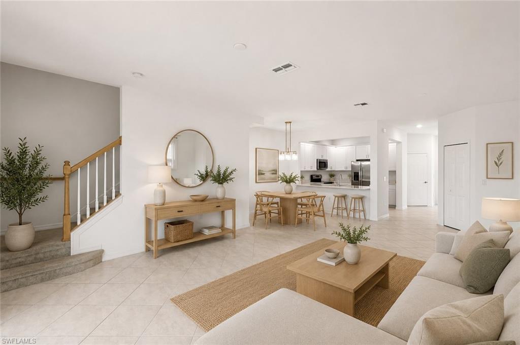 2878 Blossom WAY photo 9