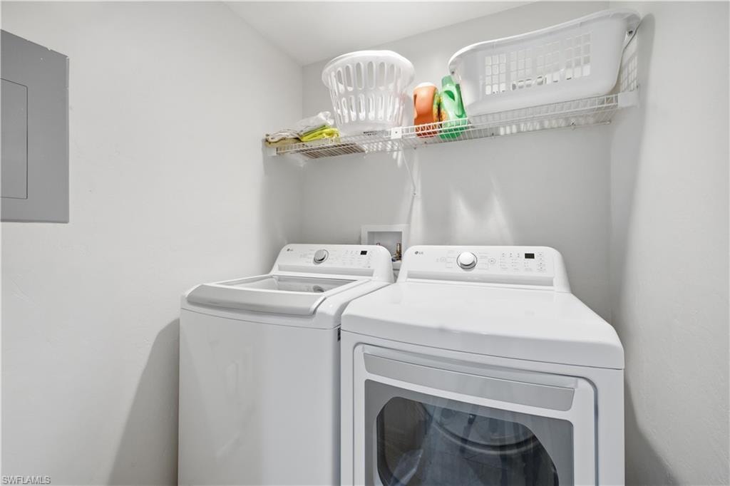 26901 Wedgewood DR 101 photo 28