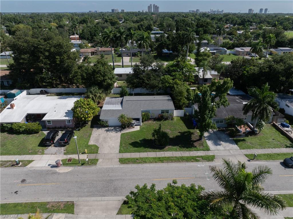 1643 Ricardo AVE photo 32
