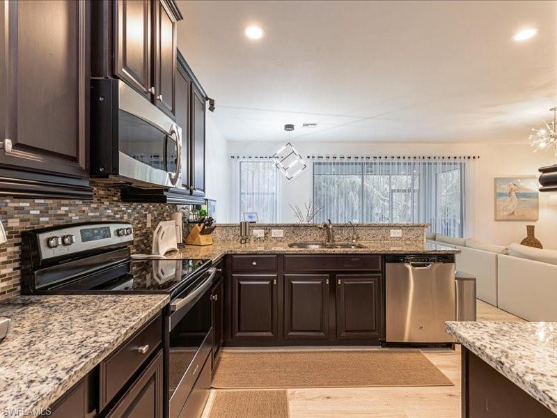 15286 SUMMIT PLACE CIR 175 photo 8