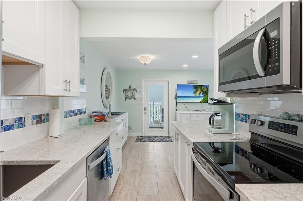 1065 Gulf Shore BLVD N 108
