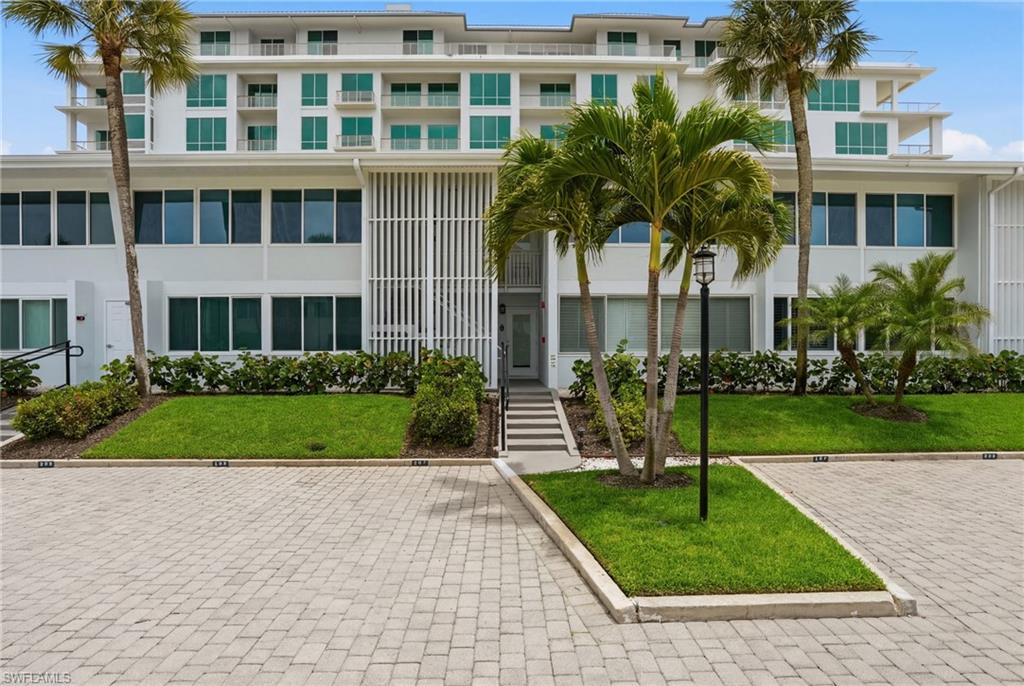 1065 Gulf Shore BLVD N 108
