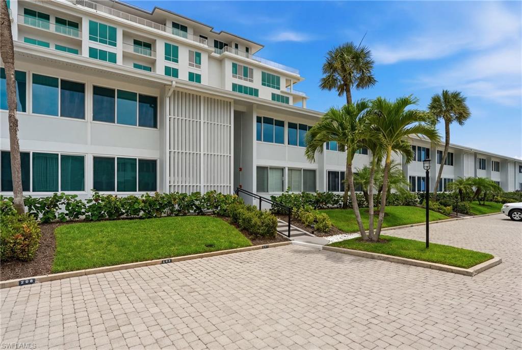1065 Gulf Shore BLVD N 108 photo 33