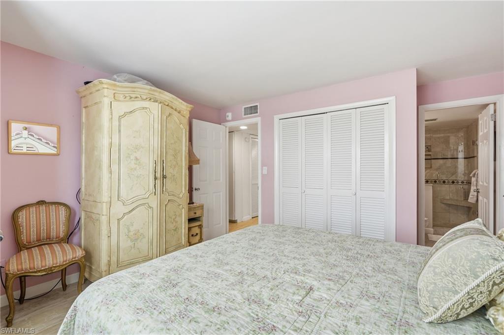1065 Gulf Shore BLVD N 108 photo 19