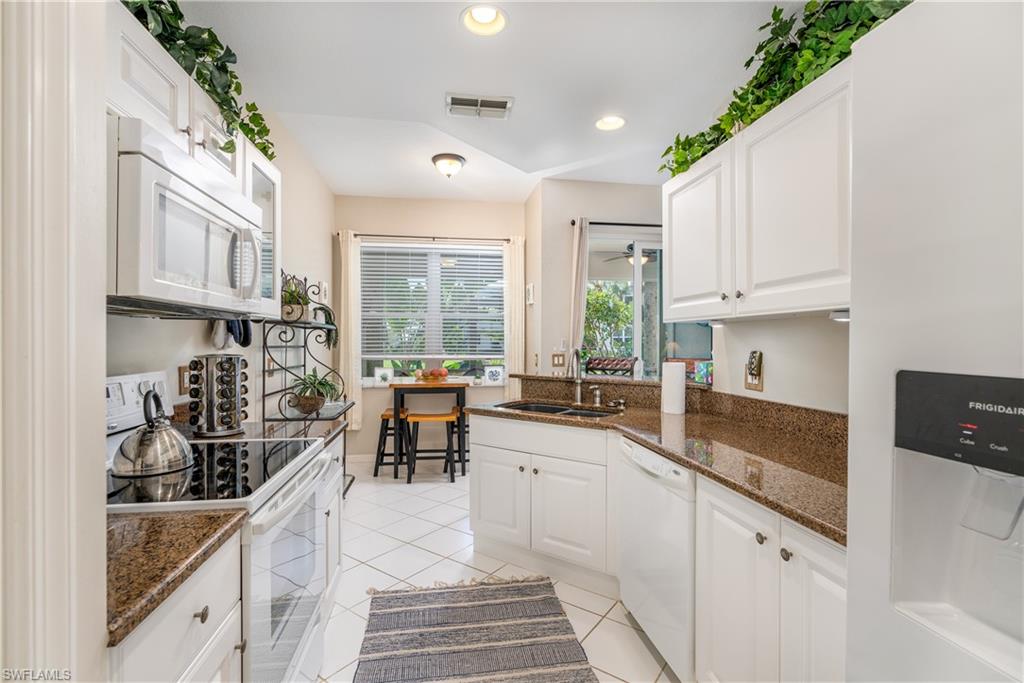 4680 Hawks Nest WAY D-103 photo 8