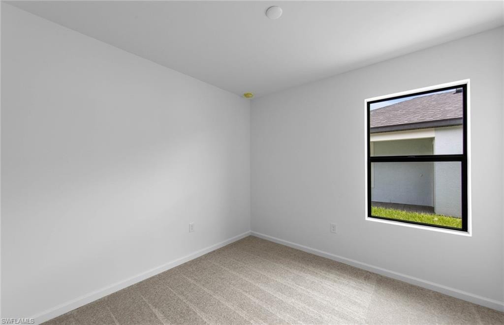 Photos are of similar Daniel floorplan. Homes may vary.