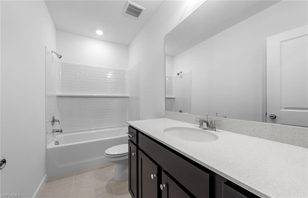 Photos are of similar Daniel floorplan. Homes may vary.