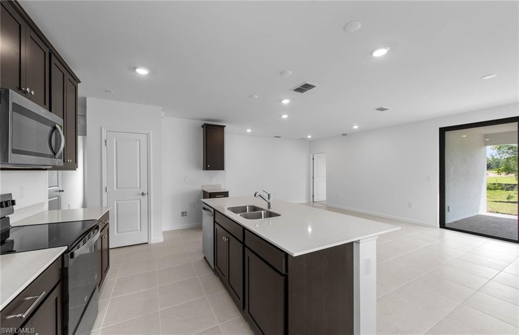 Photos are of similar Daniel floorplan. Homes may vary.