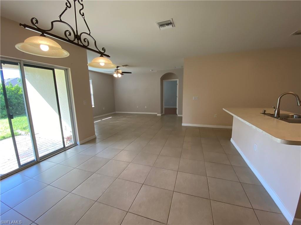 3425 Cancun CT