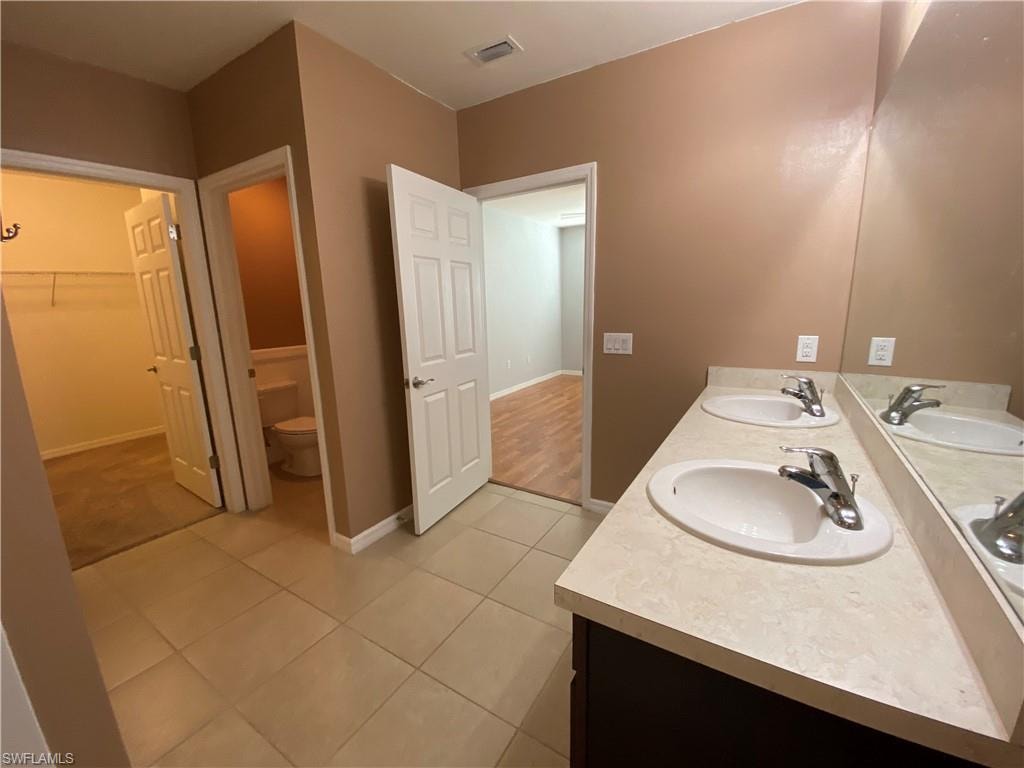 3425 Cancun CT photo 25
