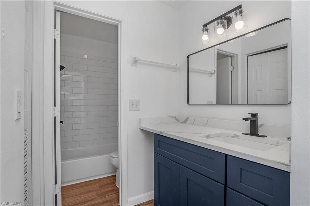 en-suite bath