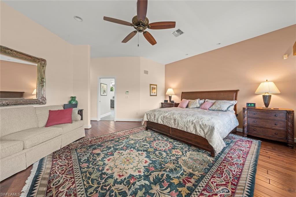 8301 Glenfinnan CIR photo 7