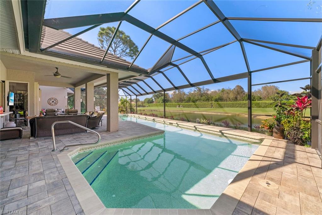 8301 Glenfinnan CIR photo 30