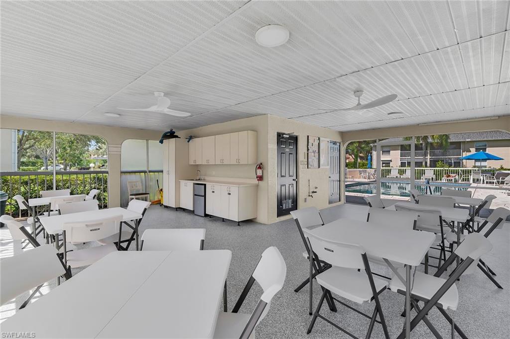 653 Squire CIR 201 photo 27