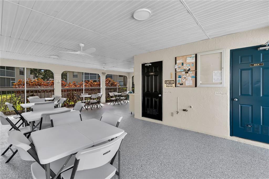 653 Squire CIR 201 photo 26
