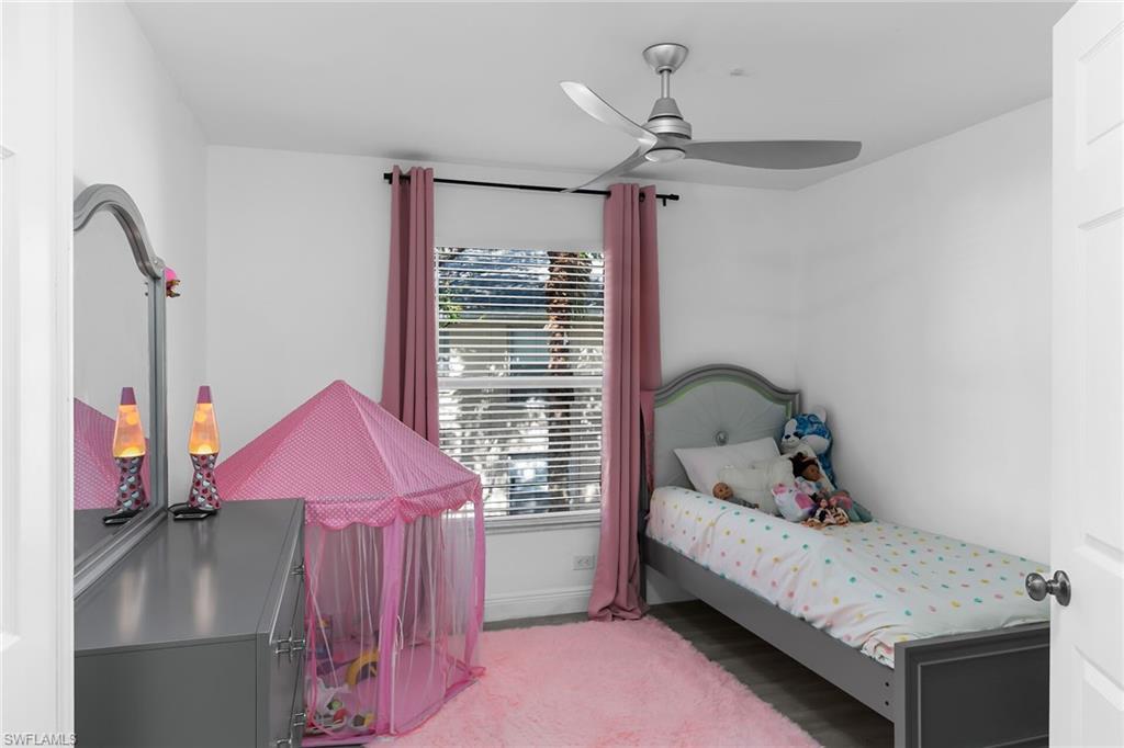 653 Squire CIR 201 photo 19