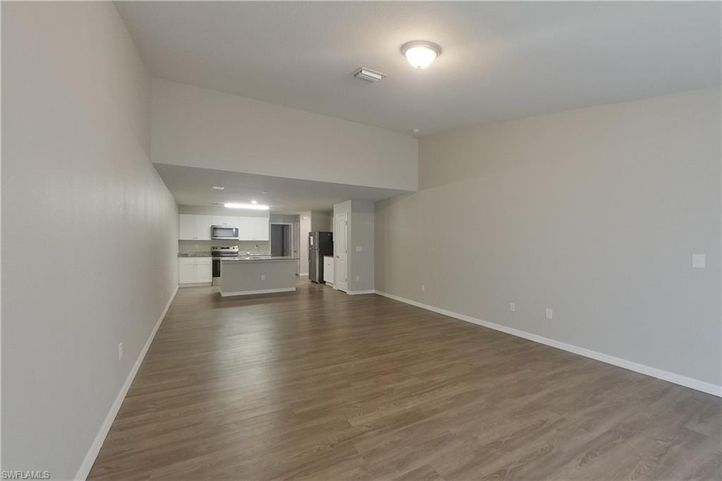 18310 Gibraltar LN photo 12
