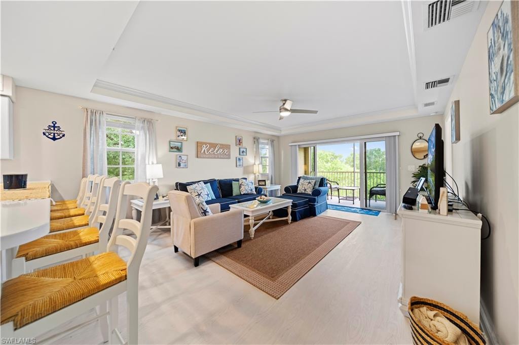 Open Area to Entertain!