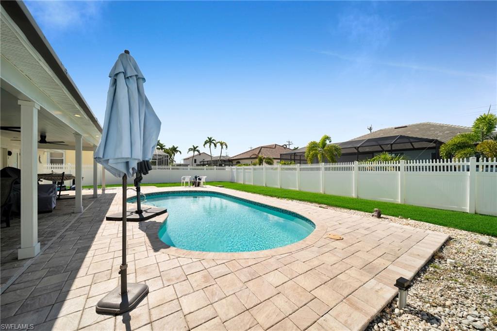 1220 SW 54th LN photo 23
