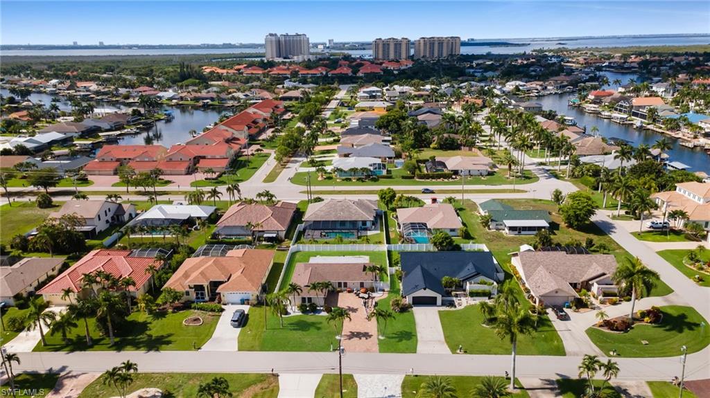 1220 SW 54th LN photo 27