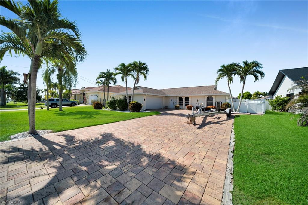 1220 SW 54th LN