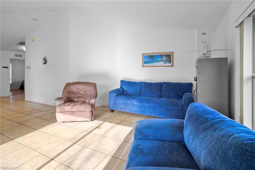2 Greens CIR photo 14