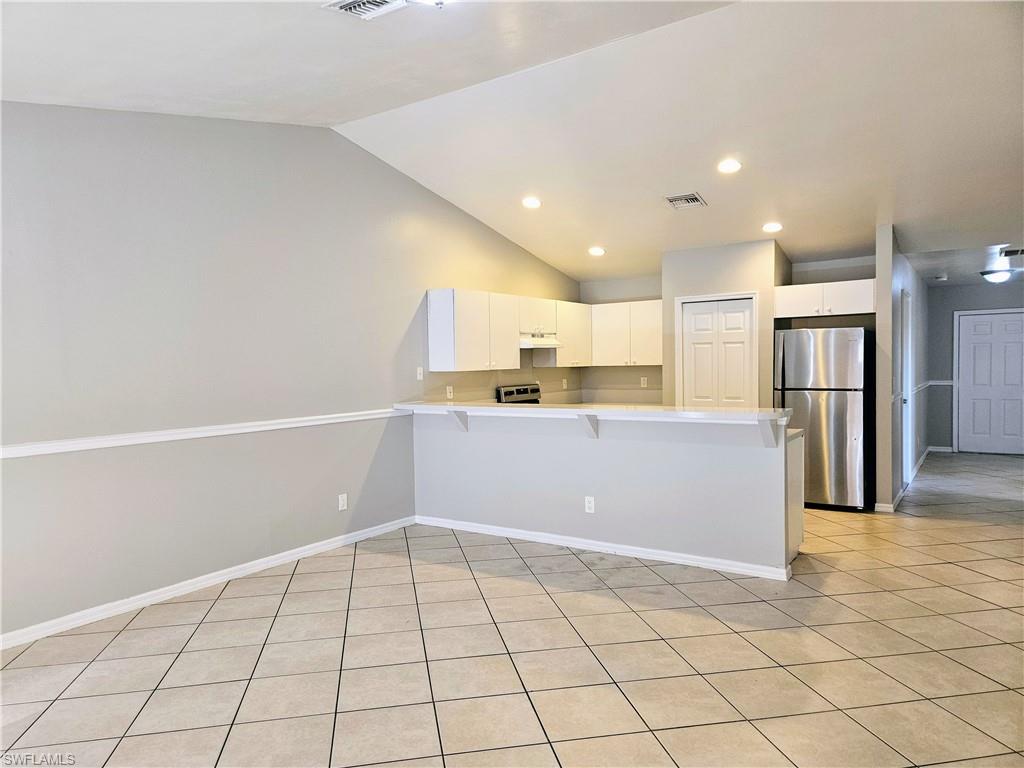 230 Hightower AVE S photo 12