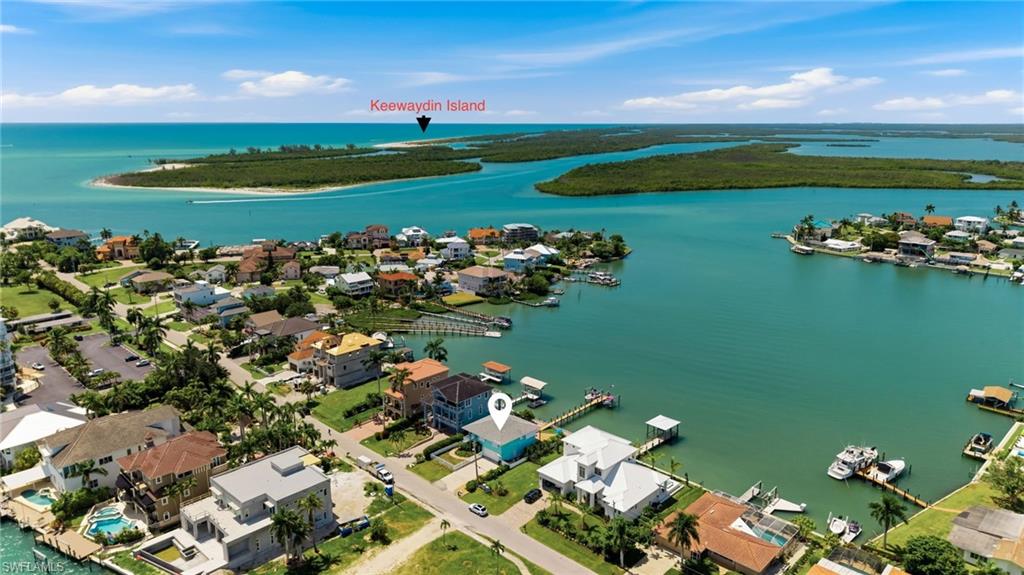Keewaydin Island right outside the bay