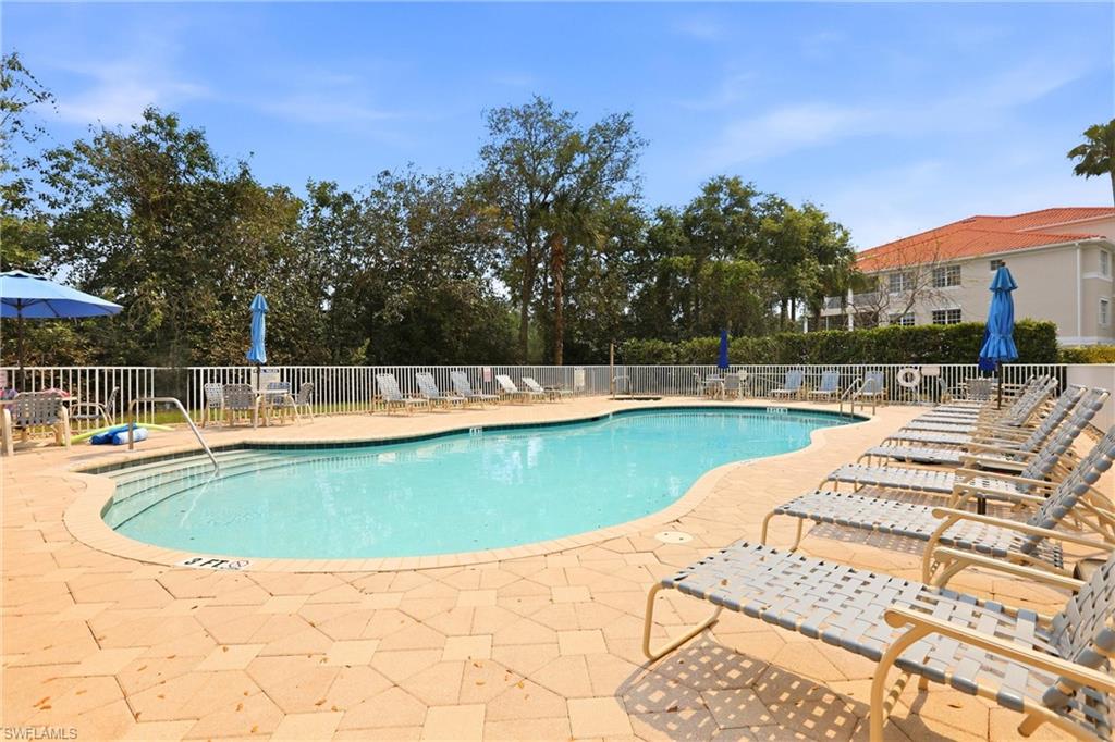 4874 Hampshire CT 303 photo 37