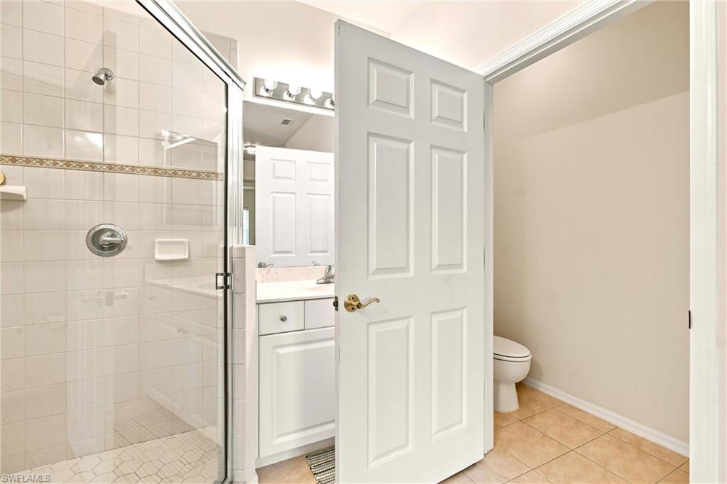 4874 Hampshire CT 303 photo 19