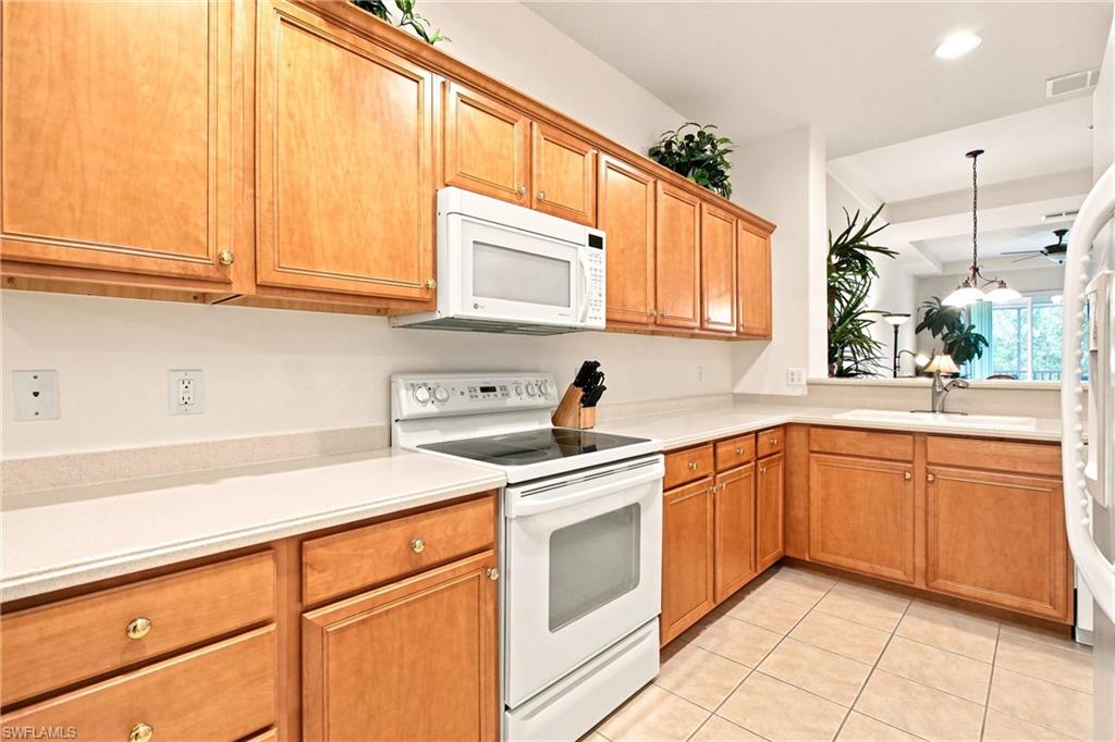 4874 Hampshire CT 303 photo 8