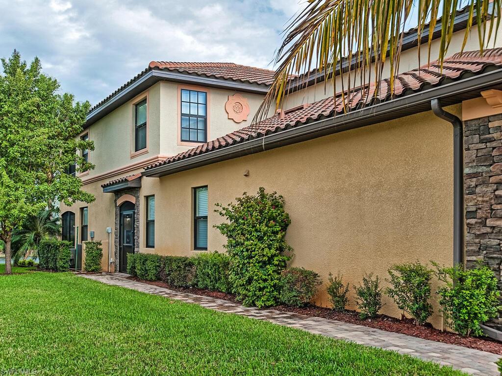 9115 NAPOLI CT 101