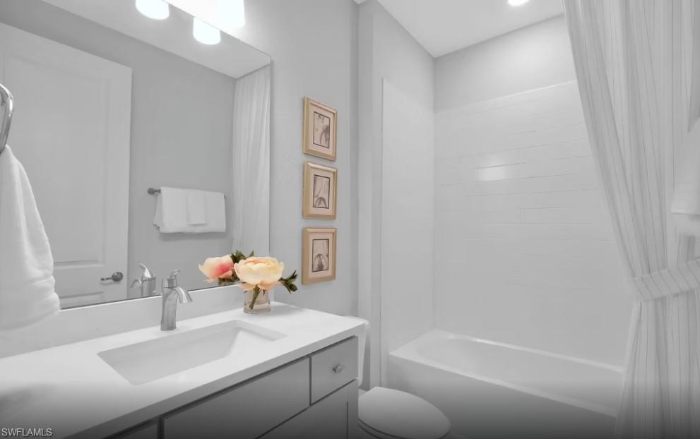 Photos are of furnished Astoria model. Homes may vary.