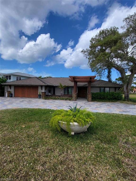 2257 Regal WAY