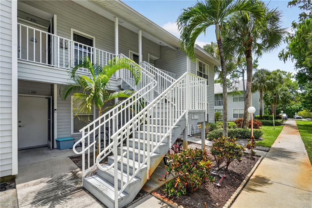1915 Courtyard WAY 202