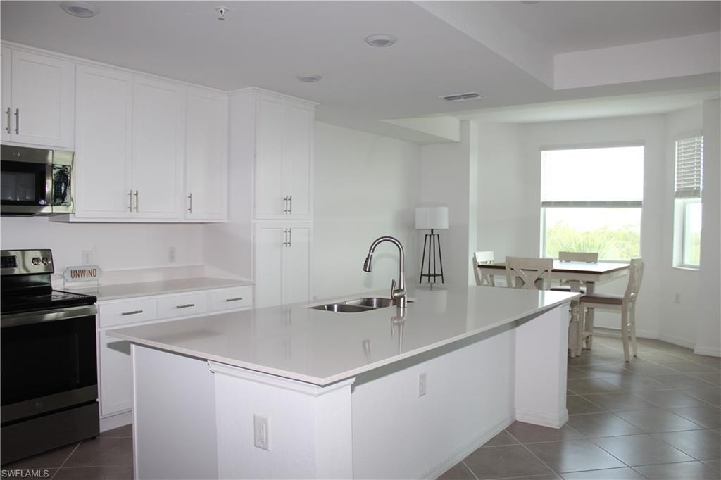 14121 Heritage Landing BLVD 737