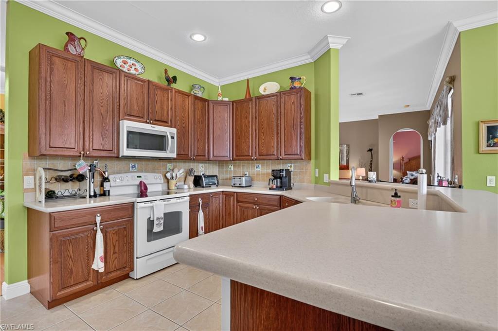 24908 Fairwinds LN photo 14