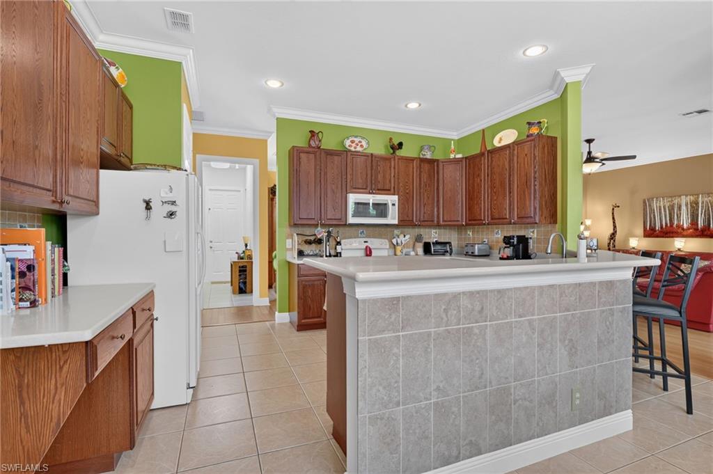 24908 Fairwinds LN photo 15
