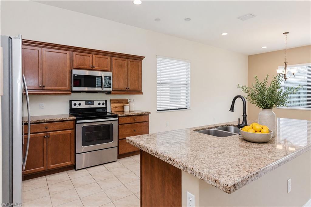 5368 Cameron DR
