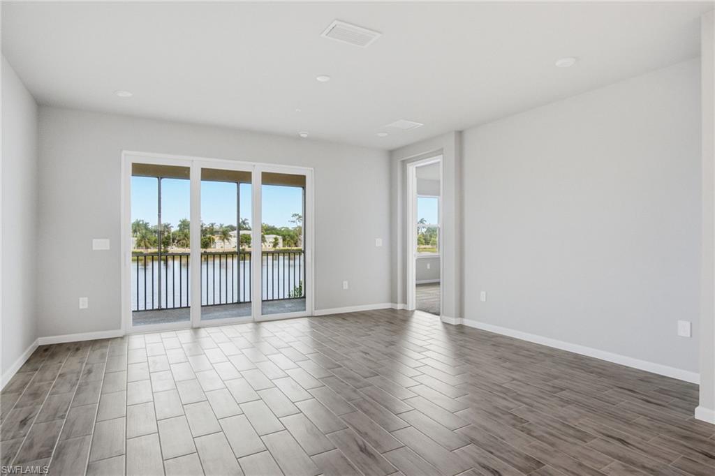 4596 Arboretum CIR 202 photo 17