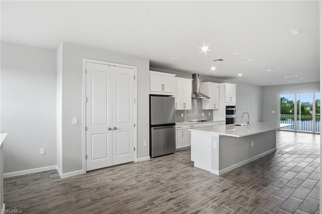4596 Arboretum CIR 202 photo 14