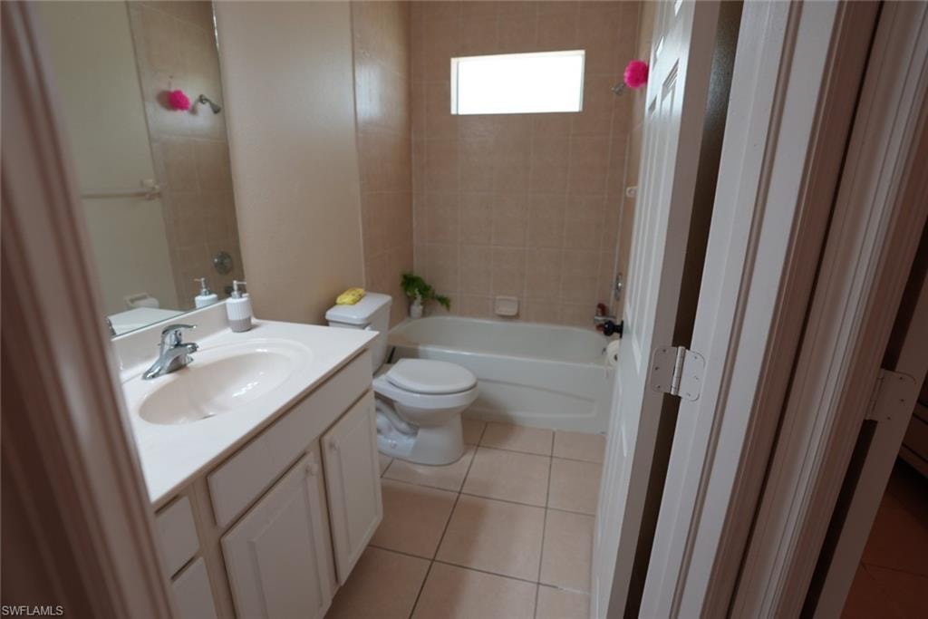 219 Columbus AVE photo 8