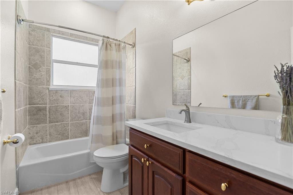 6521 Livingston Woods LN photo 20