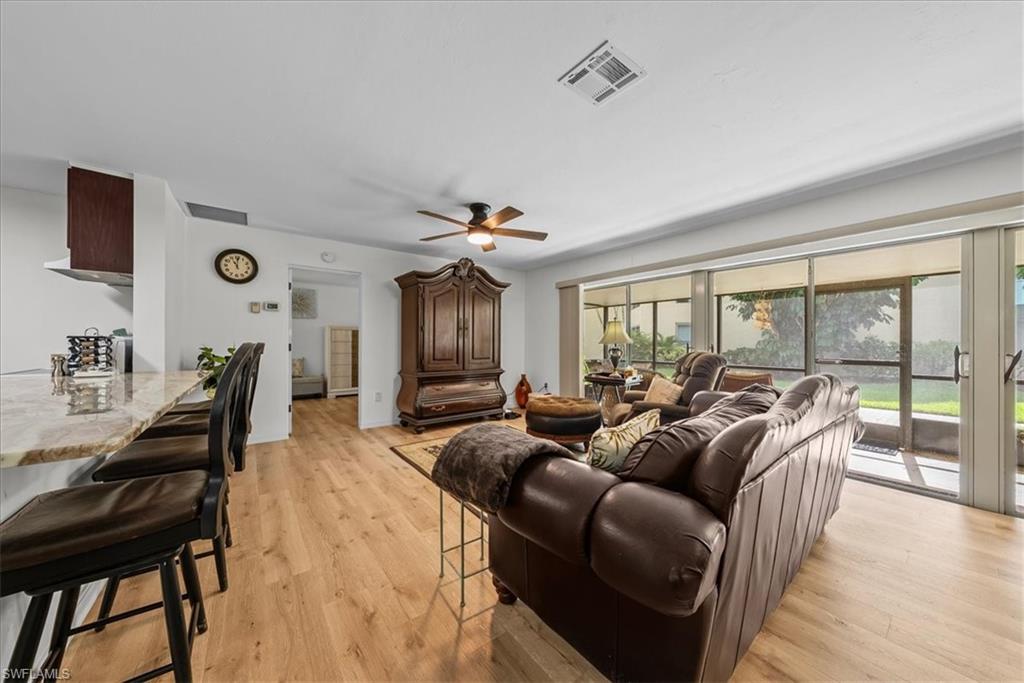 925 Palm View DR 111 photo 6