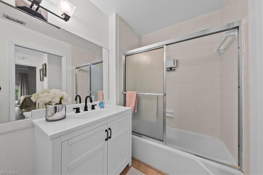 925 Palm View DR 111 photo 17